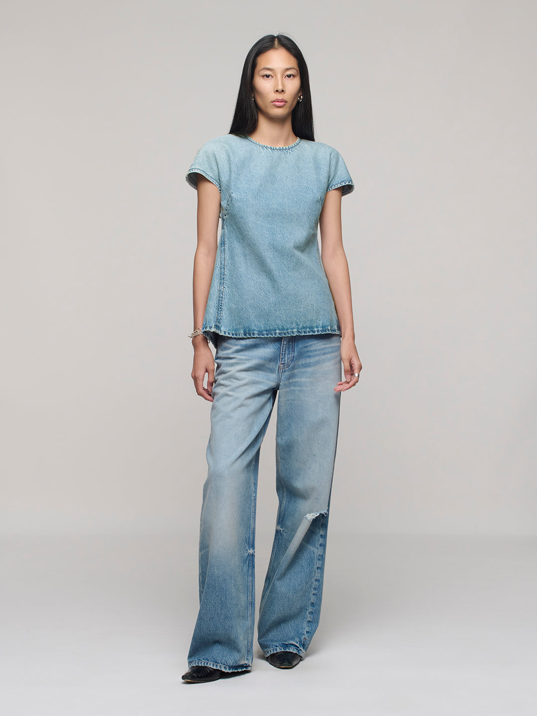 Linear T-Shirt - Attick Blue