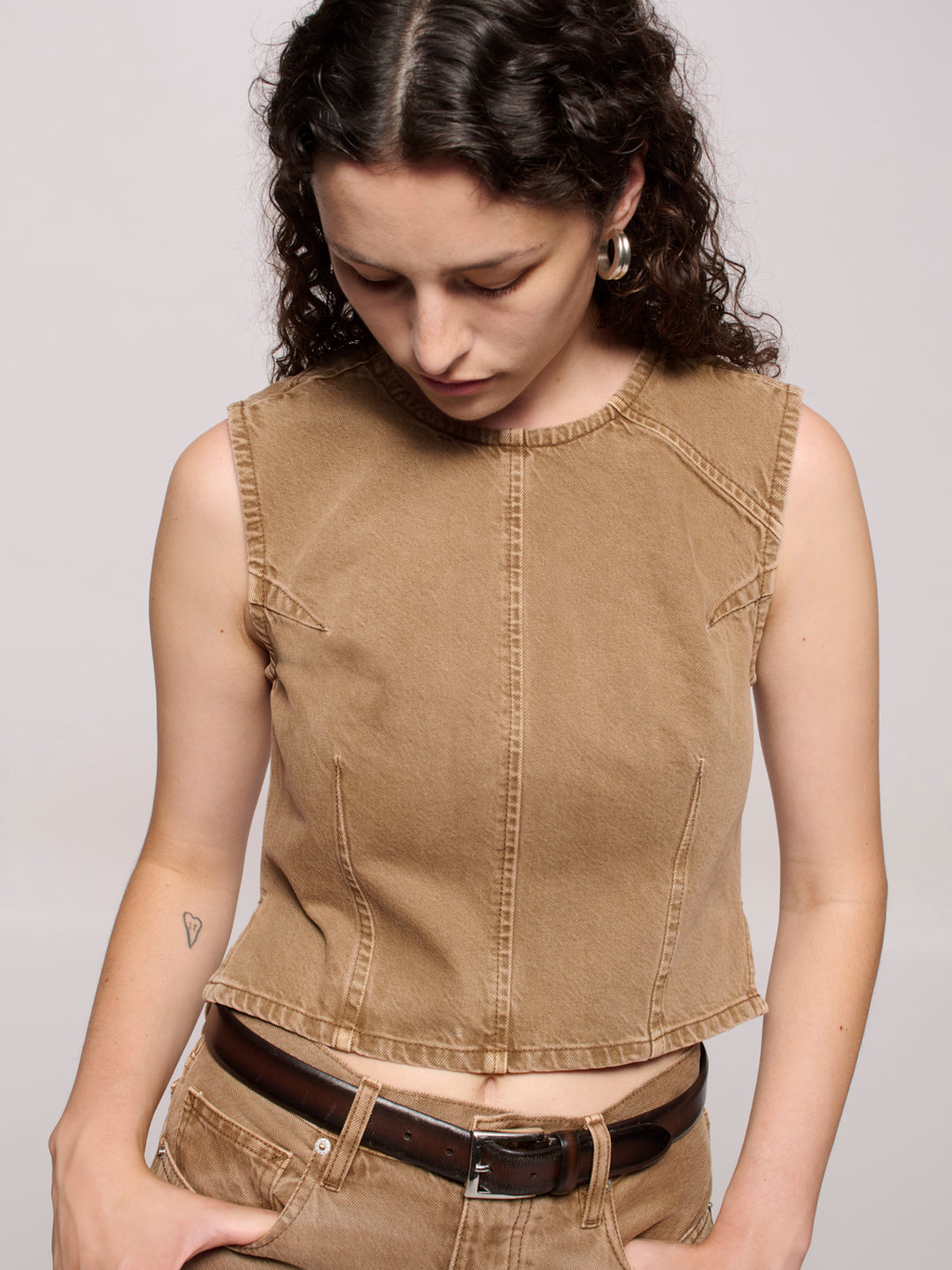 Angle Tank - Oak Brown
