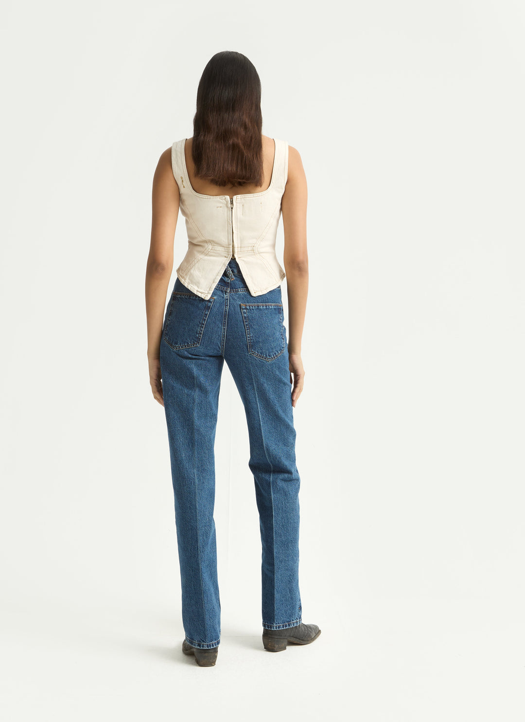 Broken Corset - Salt